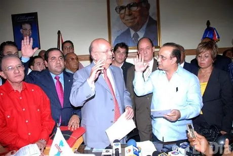 http://eldia.com.do/image/article/12/460×390/0/CF8DFB7F-2A77-4EEE-BAF2-4BD428AE11FC.jpeg