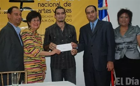 http://eldia.com.do/image/article/12/460×390/0/D37C6E89-3E81-4135-8DD3-E5CF521A686E.jpeg