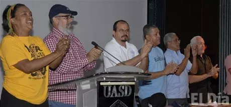 http://eldia.com.do/image/article/12/460×390/0/D624ACD3-9B1F-4495-B360-6736AE63ED6E.jpeg