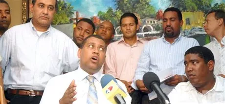 http://eldia.com.do/image/article/12/460×390/0/F52EAA5F-2AF7-4E3E-BCDD-DCF39D3F4776.jpeg