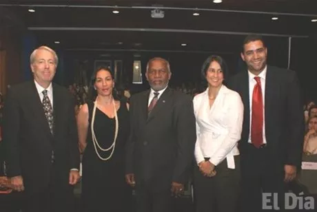http://eldia.com.do/image/article/12/460×390/0/FB3AAD51-547F-409C-BA81-8B532B8A4D7B.jpeg