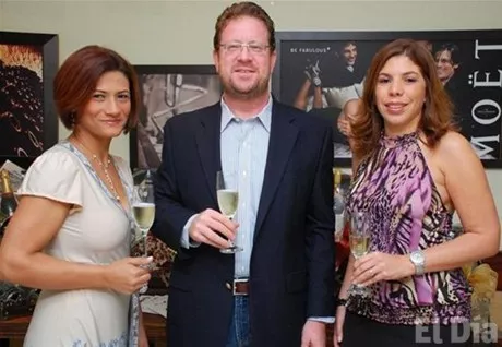 http://eldia.com.do/image/article/14/460×390/0/0ABE6941-835B-4199-B908-A4E2E366CE7C.jpeg