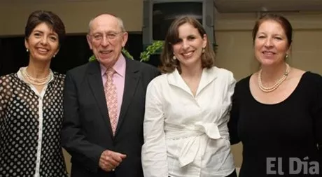 http://eldia.com.do/image/article/15/460×390/0/3A4B713D-40CD-4EF6-BF54-970539E26559.jpeg