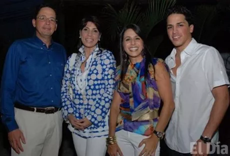 http://eldia.com.do/image/article/14/460×390/0/4B115BDA-AAB8-4B23-B708-C6FF737C5C75.jpeg