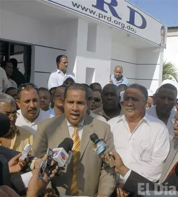http://eldia.com.do/image/article/14/460×390/0/4BB872B8-0A77-4003-8B46-21A51CBFE104.jpeg