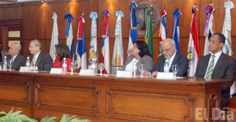 http://eldia.com.do/image/article/14/460×390/0/7A86AC0F-A36E-43C8-ACEC-D8F39CE3AE4D.jpeg