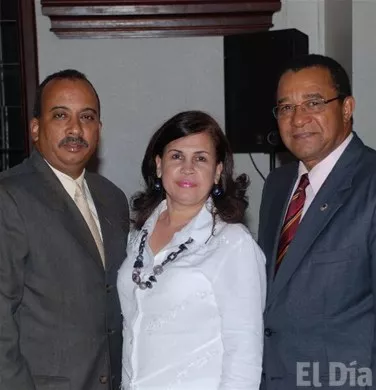 http://eldia.com.do/image/article/14/460×390/0/814B6D71-980E-4DBF-9C23-E06FB8926F3D.jpeg