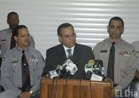 http://eldia.com.do/image/article/14/460×390/0/917A5C50-7ADD-4B8D-B5B1-440188C258A5.jpeg