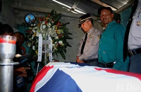 http://eldia.com.do/image/article/14/460×390/0/9807B855-5D22-4237-BBAE-BC351F4D140B.jpeg