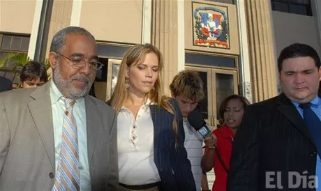 http://eldia.com.do/image/article/17/460×390/0/525BBB0B-81D2-4F38-8C6A-85683A14DB3D.jpeg