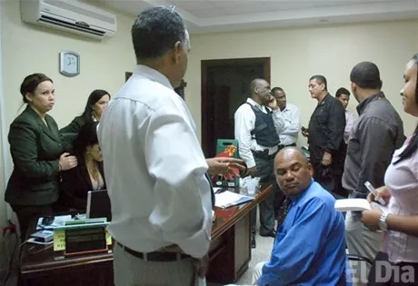 http://eldia.com.do/image/article/17/460×390/0/726B7655-675B-4248-86EB-62E263C6F5F7.jpeg