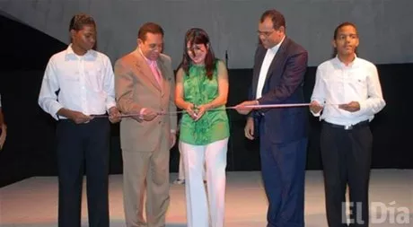 http://eldia.com.do/image/article/18/460×390/0/8821E32D-877F-4E03-9D16-B7C21D877100.jpeg