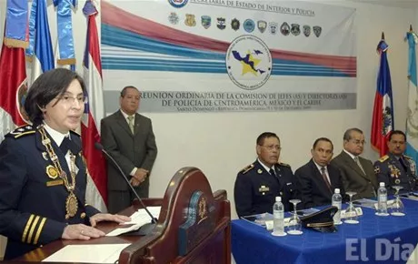 http://eldia.com.do/image/article/16/460×390/0/8FCF3D16-D3D7-45B3-9D4F-227D8C65D56D.jpeg