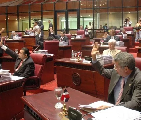 http://eldia.com.do/image/article/16/460×390/0/920DB2CD-189C-4EAB-A2F6-84B805A3E347.jpeg