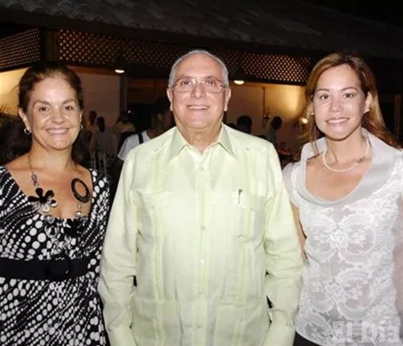 http://eldia.com.do/image/article/18/460×390/0/92E86FEB-A0C6-4C56-9500-3BF549858C97.jpeg