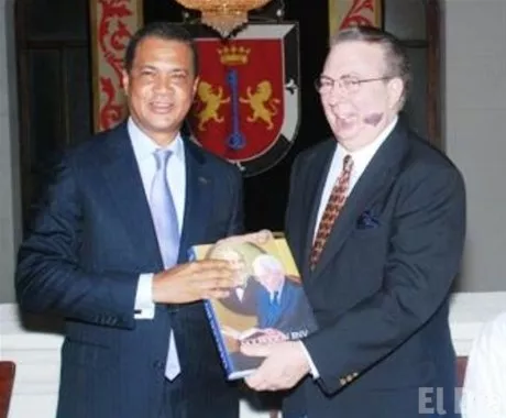 http://eldia.com.do/image/article/17/460×390/0/9A66E102-0F6C-4490-B0D5-CAD5AFFECA95.jpeg
