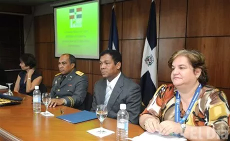 http://eldia.com.do/image/article/16/460×390/0/B38C32AA-24A1-46CB-9652-8DE20B5ED1BE.jpeg