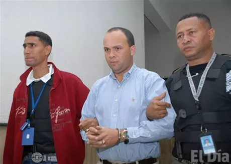 http://eldia.com.do/image/article/18/460×390/0/CBC264CA-05D2-463D-AF67-1A2312D9CB0D.jpeg