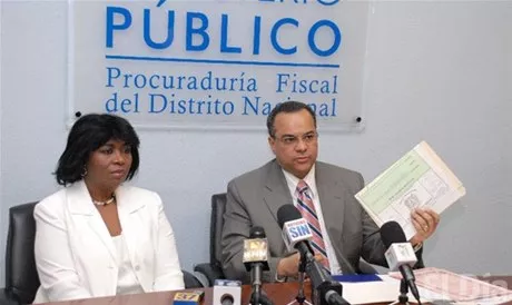 http://eldia.com.do/image/article/16/460×390/0/DC20B0A6-4186-41D8-AA3B-08A4E508C48A.jpeg