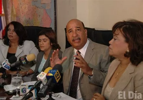 http://eldia.com.do/image/article/18/460×390/0/DF68057B-26A5-4B4C-8FF8-A8FE6B434A1E.jpeg