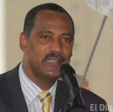 http://eldia.com.do/image/article/17/460×390/0/FB00F5AF-66D8-4CC3-B8D8-0AA406AAAD9D.jpeg