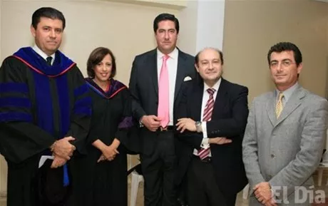 http://eldia.com.do/image/article/19/460×390/0/07C6F514-B5E7-415A-8C3B-0E9F1E4A454A.jpeg