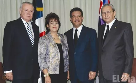 http://eldia.com.do/image/article/19/460×390/0/0B6A9DC0-4335-4328-A9CC-7424C2AA0898.jpeg