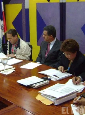 http://eldia.com.do/image/article/20/460×390/0/17D67EC2-AEBA-4E18-9393-FD13E123E36E.jpeg