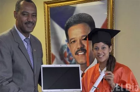 http://eldia.com.do/image/article/20/460×390/0/492A9E1E-A6E3-4B35-8AB4-60E22CEFAA9F.jpeg