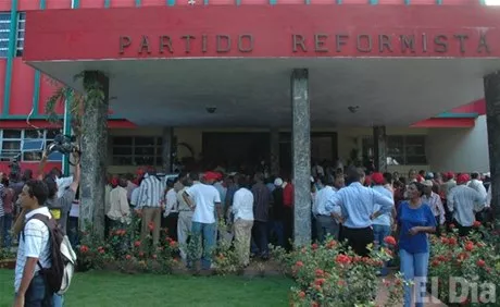 http://eldia.com.do/image/article/18/460×390/0/5B448A80-D167-443B-9875-7B8E667273A3.jpeg