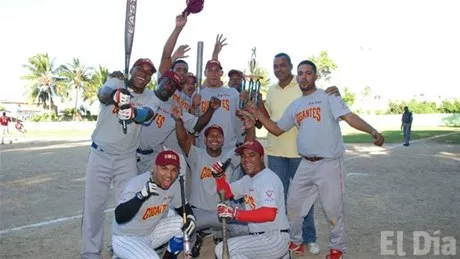 http://eldia.com.do/image/article/18/460×390/0/7F457418-E02D-4383-8DE2-C2023AB64B51.jpeg