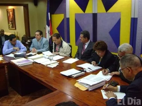 http://eldia.com.do/image/article/20/460×390/0/84968E0D-ABB1-4B6A-AD80-942591CB7C8B.jpeg
