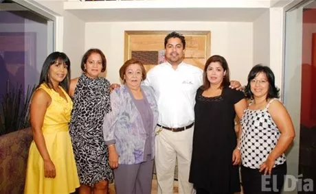 http://eldia.com.do/image/article/19/460×390/0/8C3C2451-84FD-4F37-8C0B-5381827DAB5F.jpeg