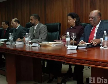 http://eldia.com.do/image/article/20/460×390/0/946E7A2C-24D5-4345-BEE7-8E71FE93D5FB.jpeg