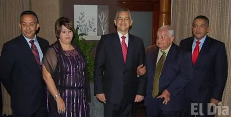 http://eldia.com.do/image/article/19/460×390/0/DB9419E6-5FF0-4F69-9B1D-576147EE9FF0.jpeg