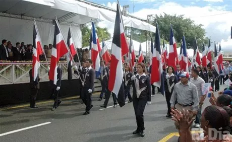 http://eldia.com.do/image/article/19/460×390/0/ED22ED96-C6C1-47E5-89AF-2381451A51E9.jpeg