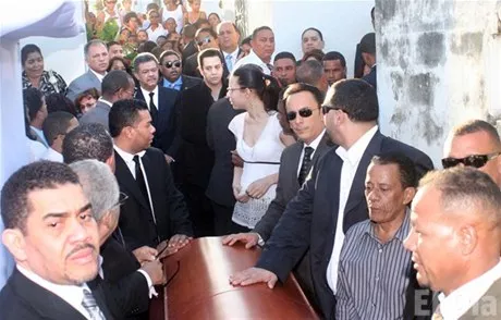 http://eldia.com.do/image/article/18/460×390/0/F0EC5889-7640-4CE5-B0FF-3442B2AAE110.jpeg