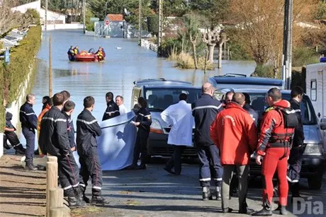 http://eldia.com.do/image/article/22/460×390/0/200DFD54-8091-4324-A1BB-F4D515EB4972.jpeg