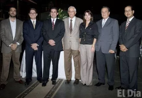 http://eldia.com.do/image/article/22/460×390/0/20B4F787-D936-4FDE-8CCC-F38C12E806D4.jpeg