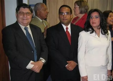 http://eldia.com.do/image/article/20/460×390/0/5F1313A1-EBBB-493D-BED3-12C4466A2DCF.jpeg