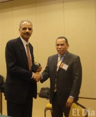 http://eldia.com.do/image/article/22/460×390/0/5F8F1D59-FD1E-4F7E-922B-B7E0001058CF.jpeg