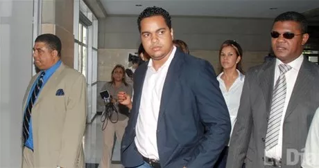 http://eldia.com.do/image/article/20/460×390/0/693B260A-3338-4107-88F2-455F1648DC0F.jpeg