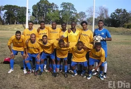 http://eldia.com.do/image/article/21/460×390/0/6FB8D157-B79E-4FF5-B113-D46394D4A60D.jpeg