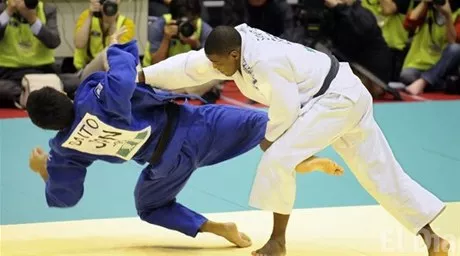 http://eldia.com.do/image/article/22/460×390/0/AAE349F4-E036-46E9-86A8-56AE01E1842C.jpeg