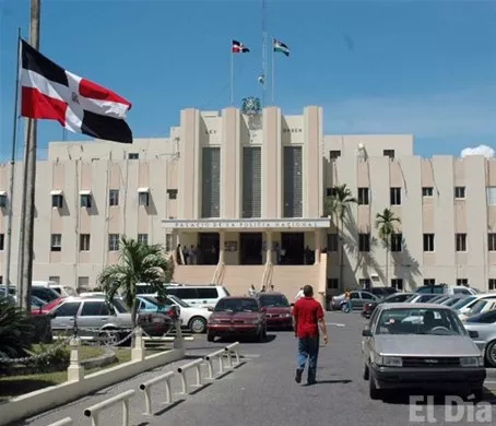 http://eldia.com.do/image/article/21/460×390/0/B367C48F-7BCD-4034-A3C4-3520D69193D8.jpeg