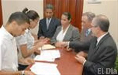 http://eldia.com.do/image/article/21/460×390/0/E701374A-A234-4087-9AA8-6D556DD3B408.jpeg