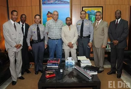 http://eldia.com.do/image/article/25/460×390/0/01C9A3A0-2645-4F49-A0D6-712C7160229A.jpeg