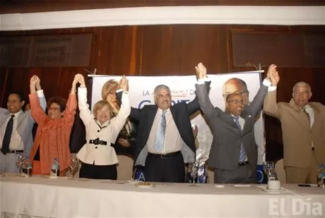 http://eldia.com.do/image/article/23/460×390/0/04C5FF0F-85FF-4802-9F2E-81C63822694B.jpeg