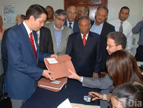 http://eldia.com.do/image/article/23/460×390/0/689F5781-B02B-4F9F-9984-DB6DCB1F7557.jpeg