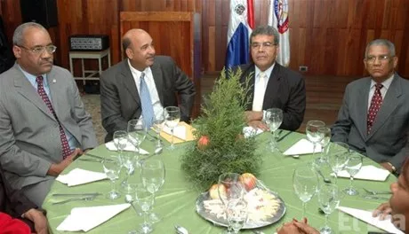 http://eldia.com.do/image/article/25/460×390/0/75C94B32-FFAE-4E2C-A277-D5C1A044D5DE.jpeg